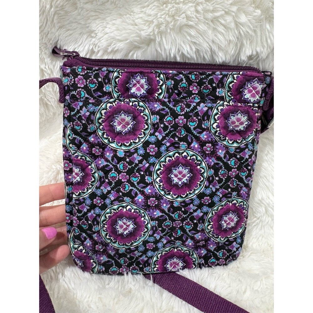 Vera Bradley Hipster Crossbody Bag Womens Medium Purple Paisley Quilted - Picture 6 of 9